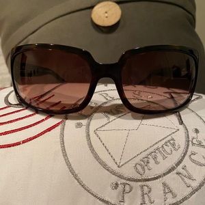 Coach sunglasses 🕶